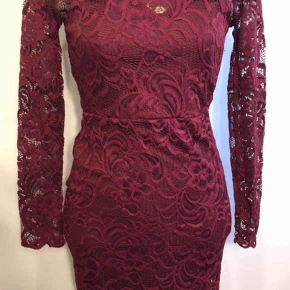 Maroon Ambiance lace dress - Picture 3 of 8